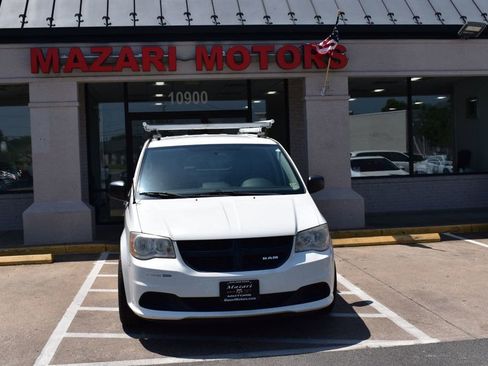 Used 2013 RAM C/V Tradesman image 7