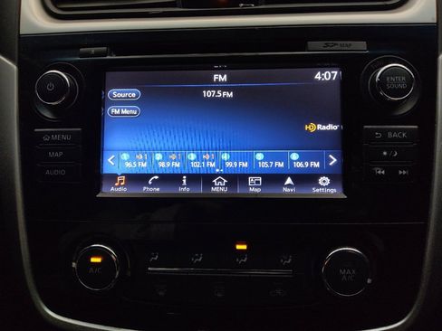 Used 2018 Nissan Altima 2.5 SR w/ SR Midnight Edition image 25