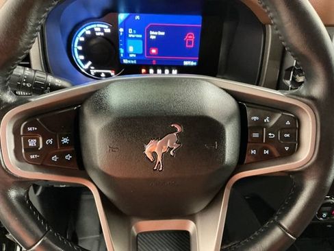 Used 2024 Ford Bronco Outer Banks AWD/4WD image 30