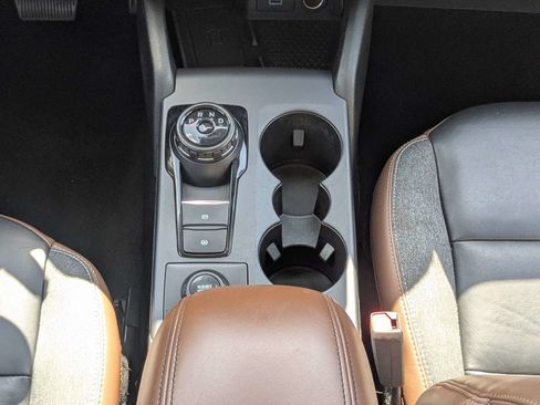 Used 2022 Ford Bronco Sport Outer Banks w/ Tech Package AWD/4WD image 19