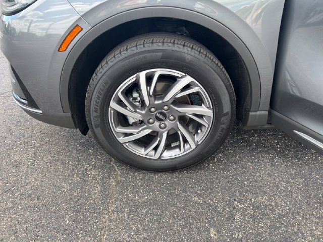 Used 2024 Lincoln Corsair AWD image 29