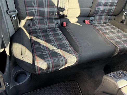 Used 2016 Volkswagen GTI S image 21