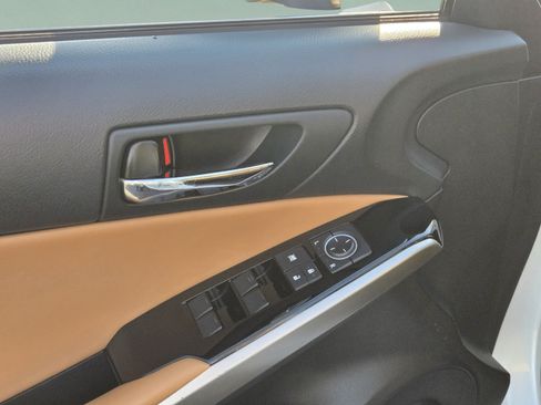 Used 2016 Lexus IS 200t w/ Navigation System Package RWD image 12