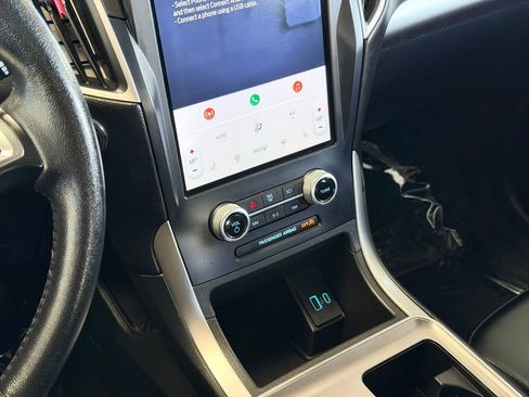 Used 2023 Ford Edge SEL AWD/4WD image 19