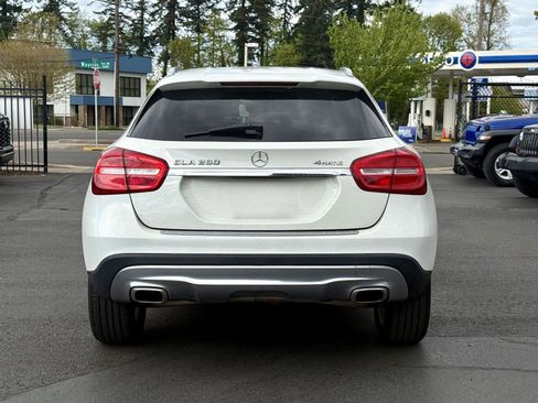 Used 2015 Mercedes-Benz GLA 250 4MATIC image 6