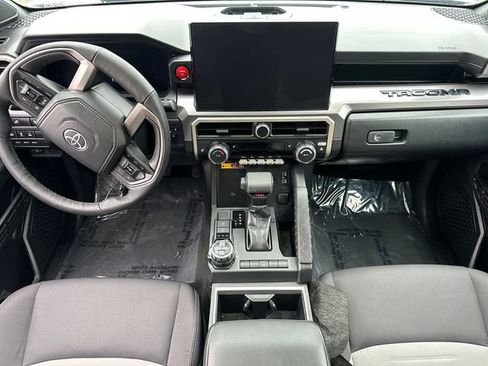 Certified 2025 Toyota Tacoma TRD Off-Road w/ TRD Off Road Upgrade Package image 21