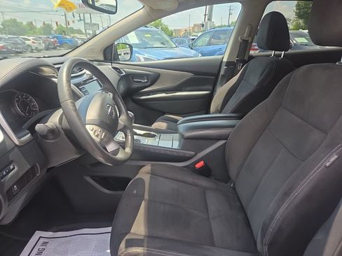Used 2017 Nissan Murano SV w/ Premium Package AWD/4WD image 16