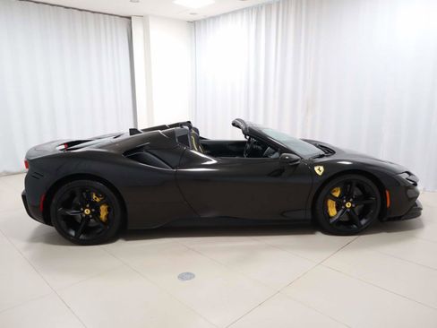 Certified 2025 Ferrari SF90 Spider AWD/4WD image 8