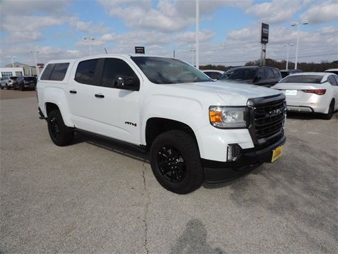 Used 2022 GMC Canyon AT4 image 3