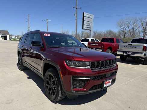New 2026 Jeep Grand Cherokee L 4WD image 40
