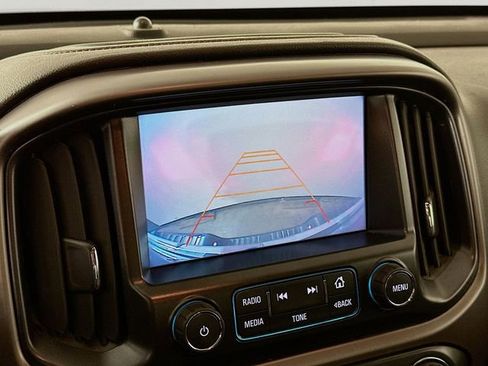 Used 2017 GMC Canyon SLE w/ All Terrain X Package image 15