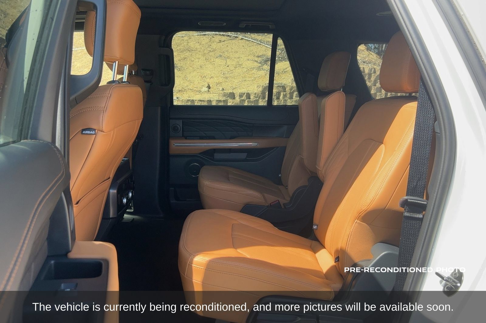 Used 2024 Ford Expedition Max Platinum AWD/4WD image 12