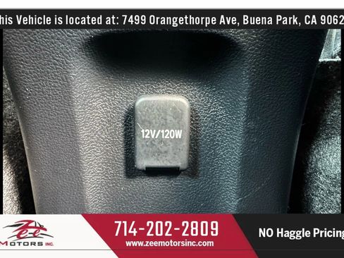 Used 2016 Toyota Prius Three image 40