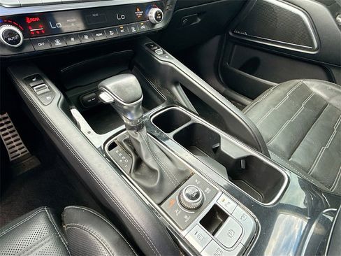 Used 2023 Kia Telluride SX Prestige image 18