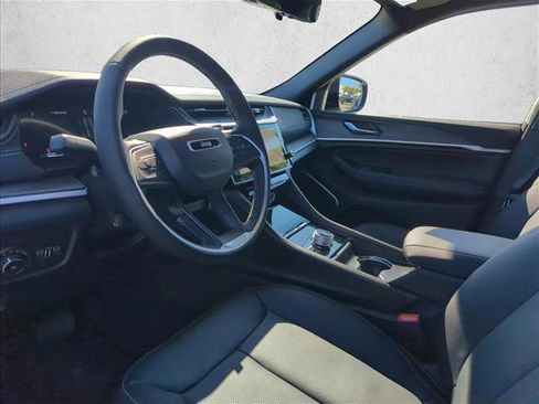 New 2026 Jeep Grand Cherokee Limited Reserve image 2