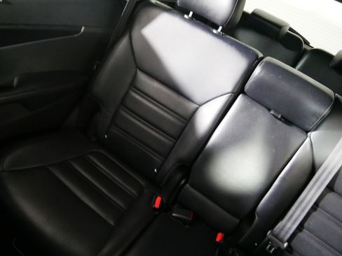 Used 2017 Kia Sorento EX w/ EX Advanced Touring Package image 12