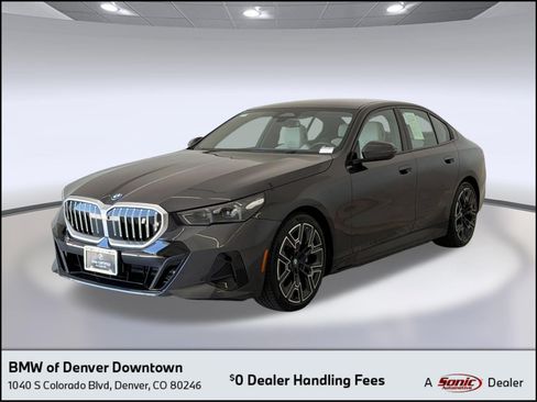 Used 2024 BMW i5 eDrive40i w/ M Sport Package RWD image 1