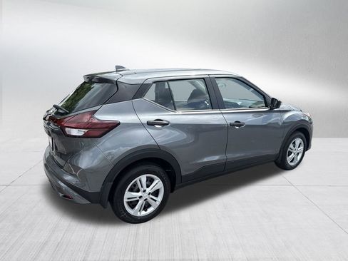 New 2025 Nissan Kicks Play S image 8