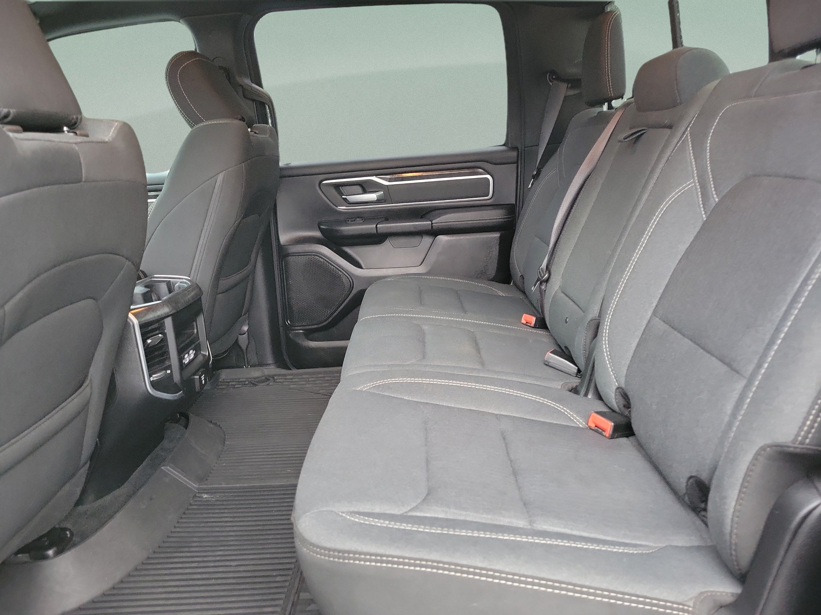 Used 2021 RAM 1500 Big Horn AWD/4WD image 6