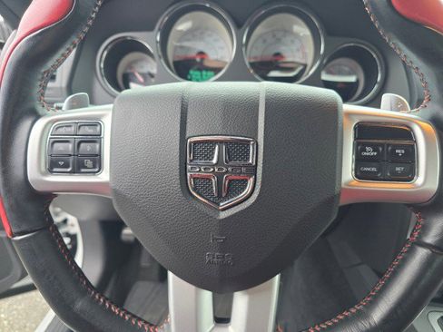 Used 2014 Dodge Challenger R/T image 23