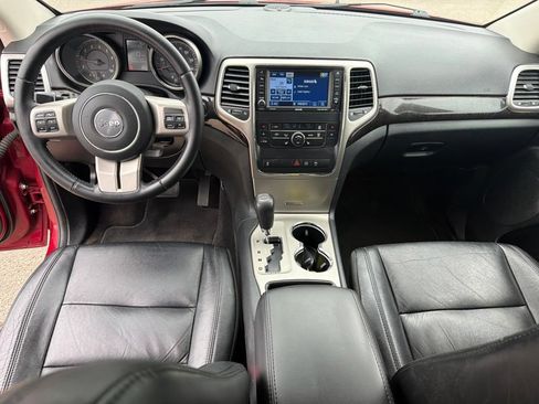 Used 2012 Jeep Grand Cherokee Laredo AWD/4WD image 23