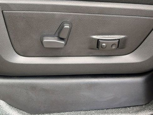 New 2026 RAM 5500 4x4 Crew Cab w/ Laramie Trim Package image 12