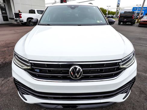 Used 2022 Volkswagen Tiguan SE R-Line AWD/4WD image 2