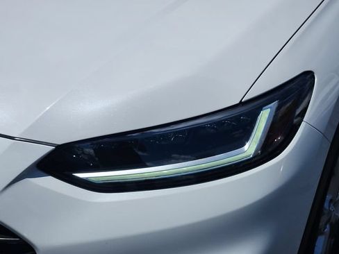 Used 2025 Honda HR-V LX image 9