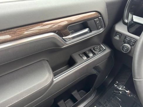 Used 2026 Chevrolet Silverado 1500 LT AWD/4WD image 31