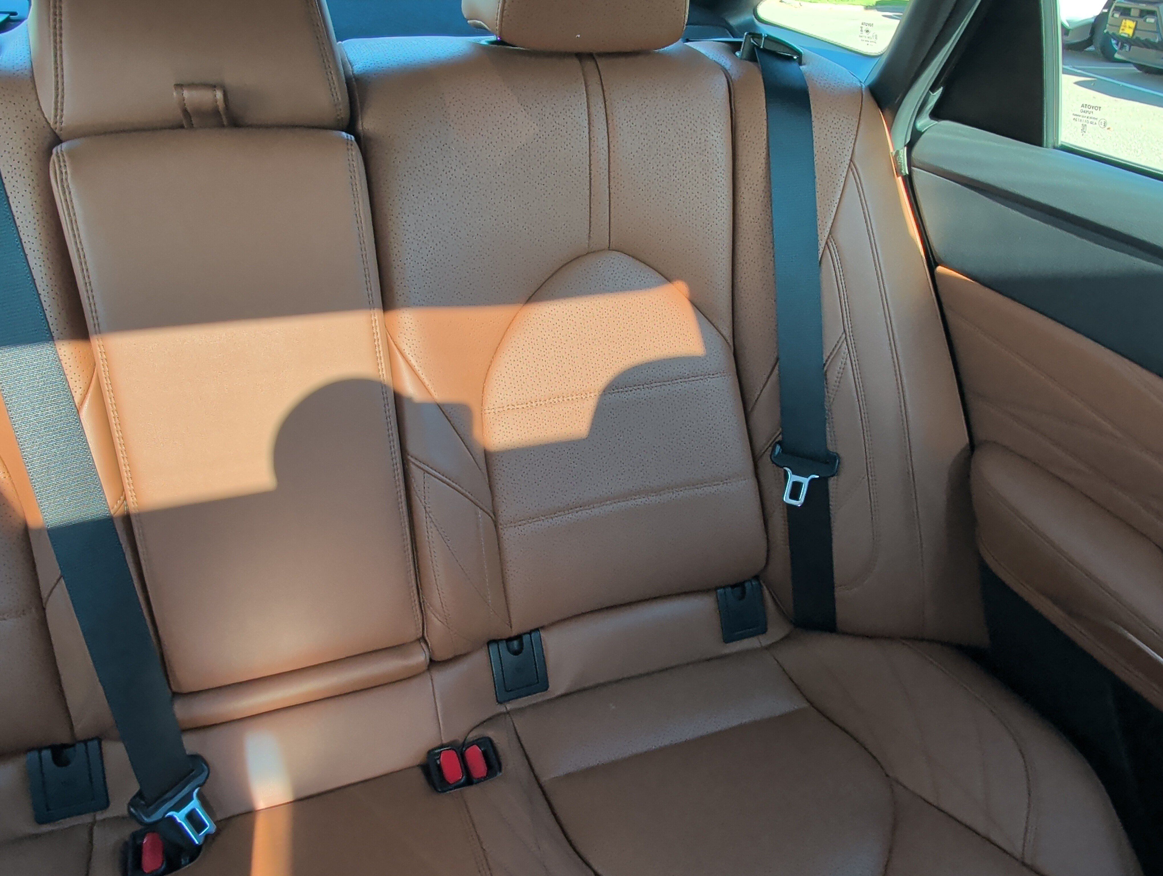 Used 2019 Toyota Avalon Limited w/ Advanced Safety Package FWD image 14