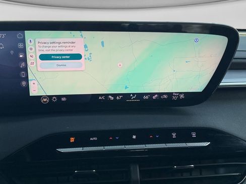 Used 2025 Buick Enclave Preferred FWD image 20