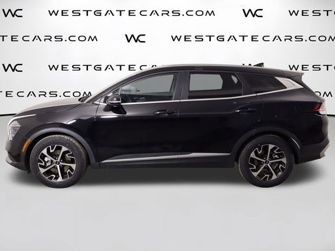 Used 2024 Kia Sportage EX FWD image 5