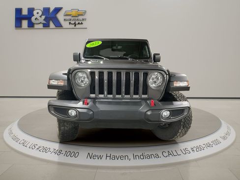 Used 2023 Jeep Wrangler Unlimited Rubicon w/ Cold Weather Group AWD/4WD image 2
