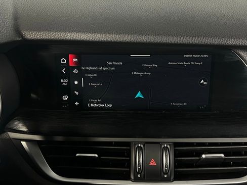 Used 2023 Alfa Romeo Stelvio Sprint image 18