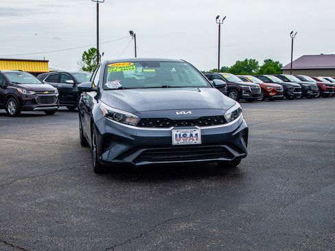 Used 2024 Kia Forte LXS FWD image 10