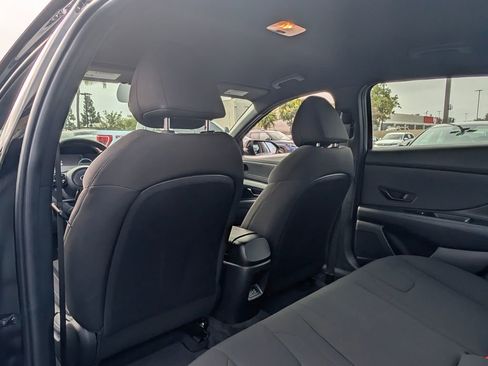 Certified 2025 Hyundai Elantra SEL w/ Cargo Package FWD image 16