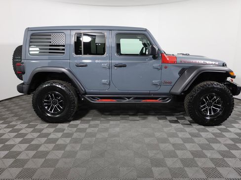 Used 2024 Jeep Wrangler Unlimited Rubicon w/ XTREMEE 35" Tire Package AWD/4WD image 4