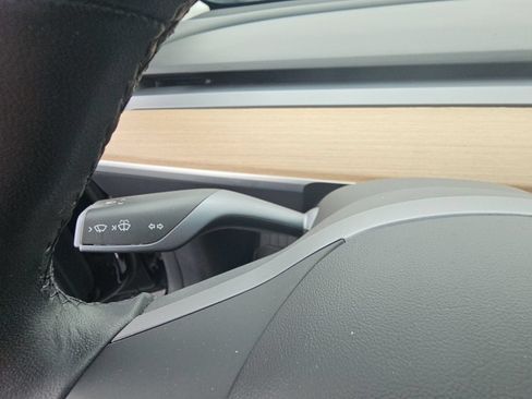 Used 2019 Tesla Model 3 RWD image 14