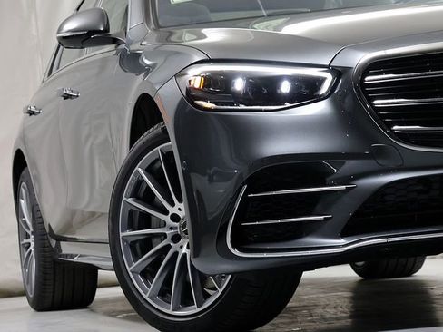 New 2026 Mercedes-Benz S 580 4MATIC Sedan image 4