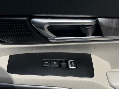 Certified 2024 Kia Telluride EX FWD image 18