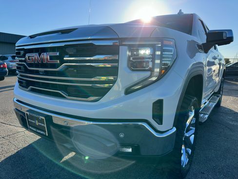 Used 2022 GMC Sierra 1500 SLT image 24