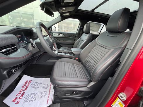 New 2026 Ford Explorer ST-Line w/ ST-Line Street Pack image 12