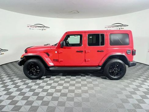 Used 2020 Jeep Wrangler Unlimited Sahara AWD/4WD image 5