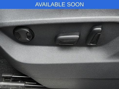 Used 2024 Volkswagen Atlas SE AWD/4WD image 10