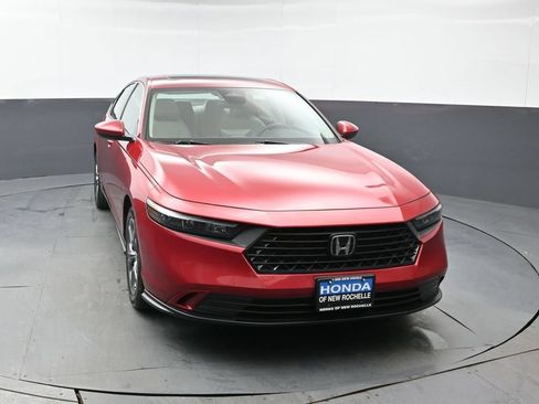 Certified 2023 Honda Accord EX image 10