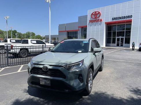 Used 2020 Toyota RAV4 XLE Premium FWD image 1