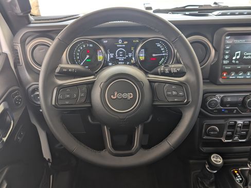 Used 2023 Jeep Wrangler Unlimited w/ 8.4" Radio Group AWD/4WD image 23