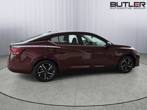 Used 2025 Nissan Sentra SV FWD image 7