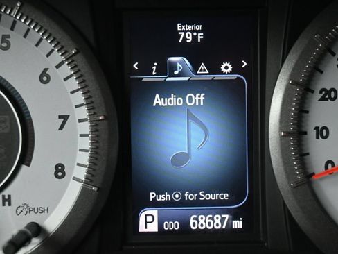 Used 2017 Toyota Sienna SE FWD image 16