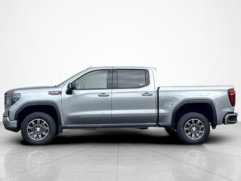 Used 2025 GMC Sierra 1500 AT4 image 2
